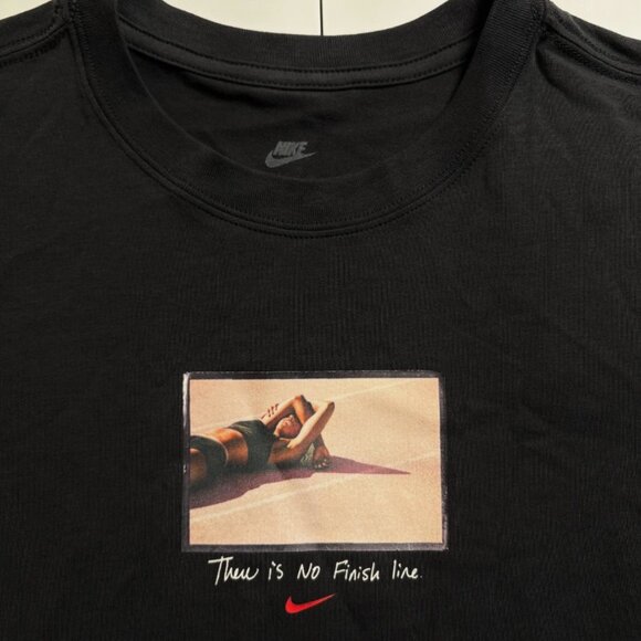 Nike Sportswear Women XS Chill Knit Cropped Tee Off Noir Graphic Tee Slim Fit - Picture 7 of 8